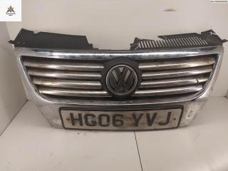 решетка радиатора Volkswagen Passat B6 2004