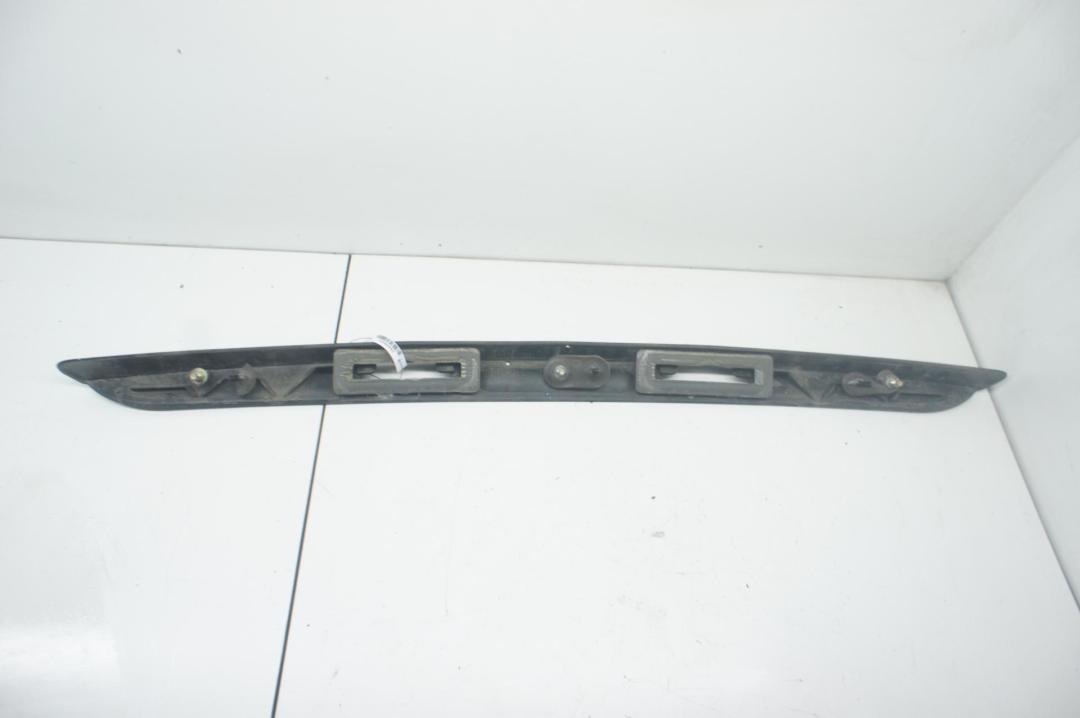 накладка подсветки номера Ford Fiesta 2002, 1.4 л., бензин, МКПП, серый, хетчбэк 5 дв., 2S61A43404AHW