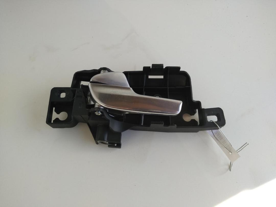 ручка внутренняя передняя левая Ford Galaxy 2 поколение 2007, 2.0 л., дизель, МКПП, красный, минивэн, 1705703, 7S71-A22601-AD - фото №1