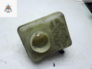 бачок тормозной жидкости Volkswagen Golf 4 поколение 1999, 2.3 л., бензин, МКПП, красный, хетчбэк 5 дв.