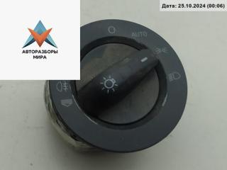 переключатель света Audi A6 4F/C6 2006, 3.0 л., дизель, МКПП, красный, универсал, 4F1941531D