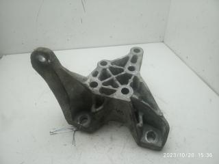 кронштейн КПП Ford Transit 6 поколение 2005, 2.0 л., дизель, МКПП, красный, микроавтобус, 3C117M125AB