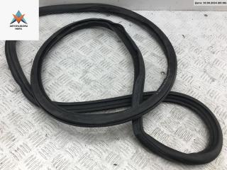 уплотнитель двери Skoda Superb 2 поколение 2010, 2.0 л., дизель, МКПП, серый, универсал, 3T9867367