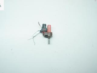 Датчик (включатель) стоп-сигнала Ford Mondeo 2 поколение 1997, 2.0 л., бензин, МКПП, зелёный, универсал, 95BB7C534AC