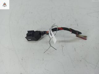 разъем (фишка) проводки Audi A4 B5 1997, 1.8 л., бензин, МКПП, красный, универсал, 4A0971883