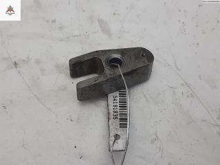 крепление форсунки Mercedes-Benz A-Класс W169 2005, 2.0 л., дизель, МКПП, серый, хетчбэк 3 дв.