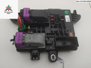 блок предохранителей Opel Insignia 1 поколение (A) 2009, 1.8 л., бензин, МКПП, серый, хетчбэк 5 дв., 13277321