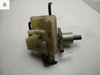 цилиндр тормозной главный Ford Focus 2 поколение 2005, 1.6 л., i, бензин, МКПП, серый, хетчбэк 3 дв.