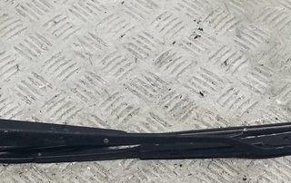 Щеткодержатель (поводок стеклоочистителя) передний Kia Carnival VQ 2007, 2.9 л., дизель, АКПП, серый, минивэн, 983104D000