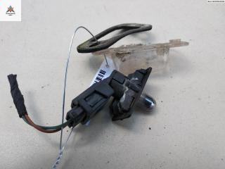 подсветка номера Volkswagen Golf 3 поколение 1995, 1.4 л., бензин, МКПП, красный, хетчбэк 3 дв., 1H0943115B