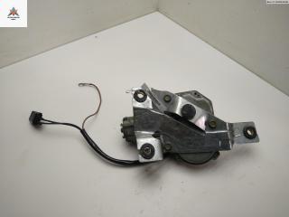 Двигатель стеклоочистителя заднего (моторчик дворников) Ford Escort 5 поколение [2-й рестайлинг] 1996, 1.4 л., бензин, МКПП, белый, универсал, 91AB17404BA