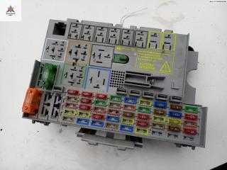 блок предохранителей Opel Zafira 1 поколение (A) 2002, 2.0 л., дизель, МКПП, серый, минивэн, 24412497