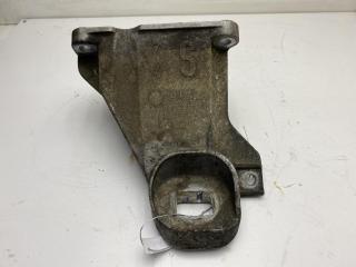 кронштейн двигателя Audi 100 4A/C4 1993, 2.8 л., бензин, МКПП, зелёный, универсал, 4A0199312C