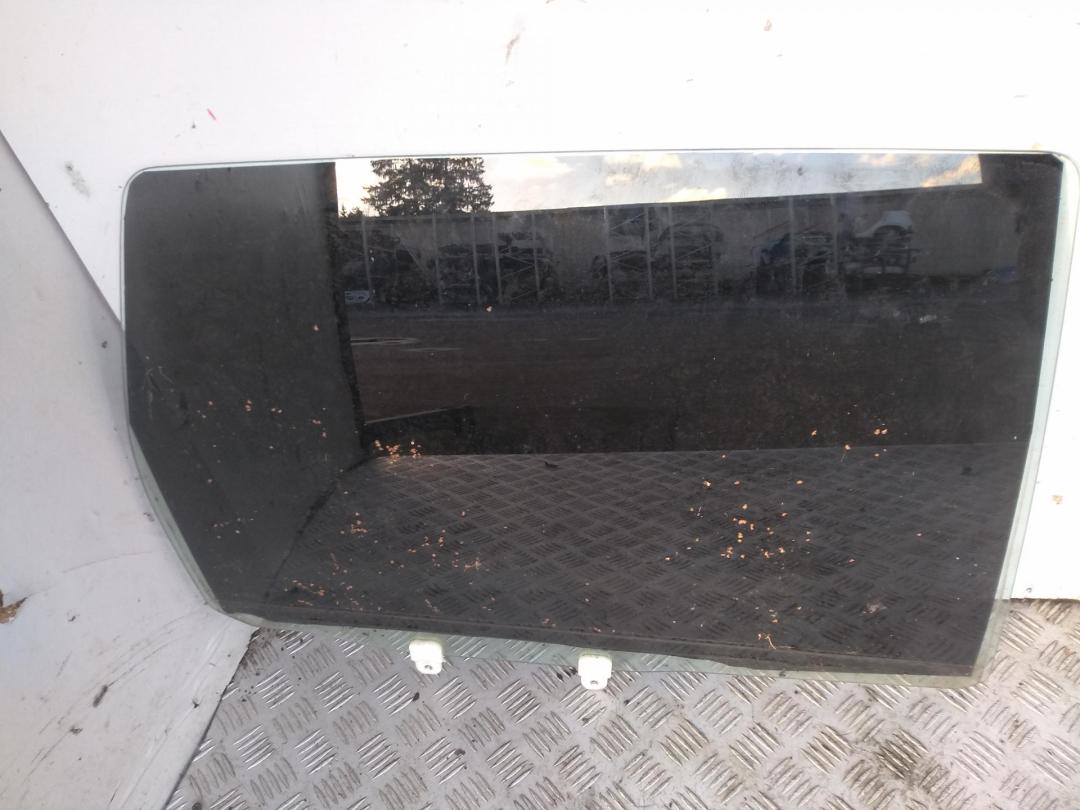 стекло двери задней правой Citroen C-Crosser 2007, 2.2 л., дизель, МКПП, чёрный, внедорожник 5 дв., 00009204P1