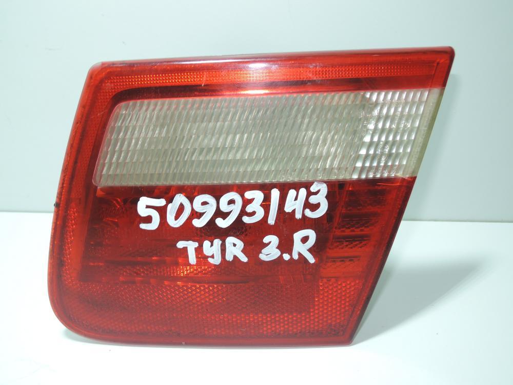 фонарь крышки багажника правый BMW 3 E46 2001, 2.0 л., дизель, АКПП, чёрный, универсал