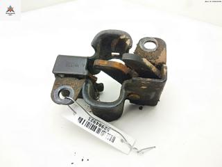 замок капота Mercedes-Benz CLK-Класс C209/A209 [рестайлинг] 2006, 1.8 л., бензин, МКПП, чёрный, купе, 2198800060