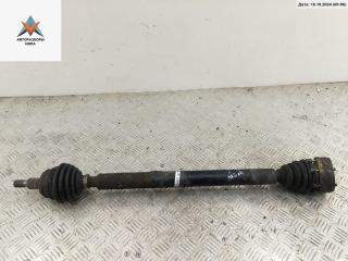 полуось передняя правая (приводной вал, ШРУС) Volkswagen Bora 1 поколение 1998, 1.6 л., бензин, МКПП, красный, седан