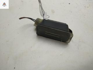 подсветка номера Ford Kuga 1 поколение 2009, 2.0 л., дизель, МКПП, синий, внедорожник 5 дв.