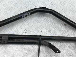 часть кузова (вырезанный элемент) Honda HR-V 2 поколение 2017, 1.5 л., бензин, МКПП, белый, внедорожник 5 дв.