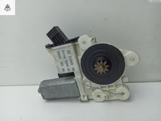 моторчик стеклоподъемника передний правый Opel Signum C 2003, 2.2 л., дизель, МКПП, серый, хетчбэк 5 дв., 9178988