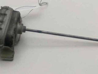 замок лючка топливного бака Audi A4 B5 1996, 2.6 л., бензин, МКПП, серый, седан