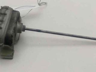 замок лючка топливного бака Audi A4 B5 1996, 2.6 л., бензин, МКПП, серый, седан