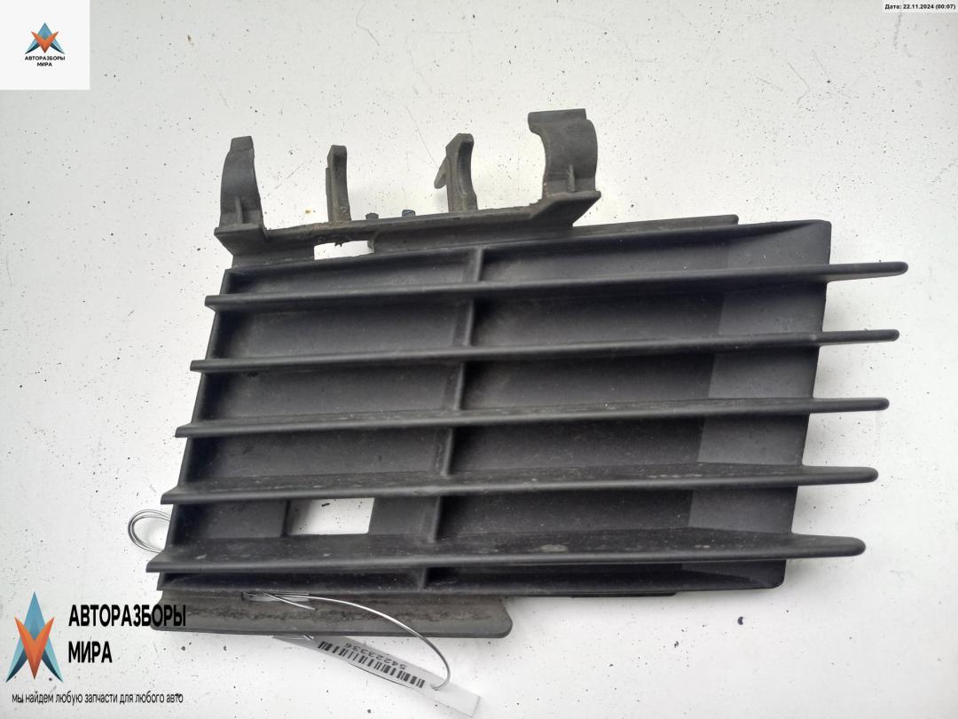 заглушка (решетка) в бампер Opel Vectra C 2004, 2.2 л., бензин, АКПП, серый, универсал, 09186127 - фото №1