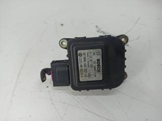 Заслонка печки/климат-контроля Audi A6 4B/C5 [рестайлинг] 2002, 2.5 л., дизель, МКПП, чёрный, универсал, 4B1820511K