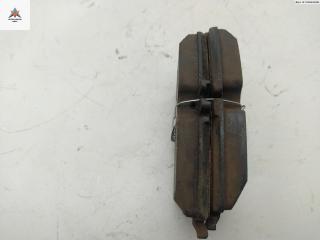 Колодки тормозные передние Mercedes-Benz C-Класс W203/S203/CL203 2001, 2.0 л., бензин, МКПП, чёрный, универсал