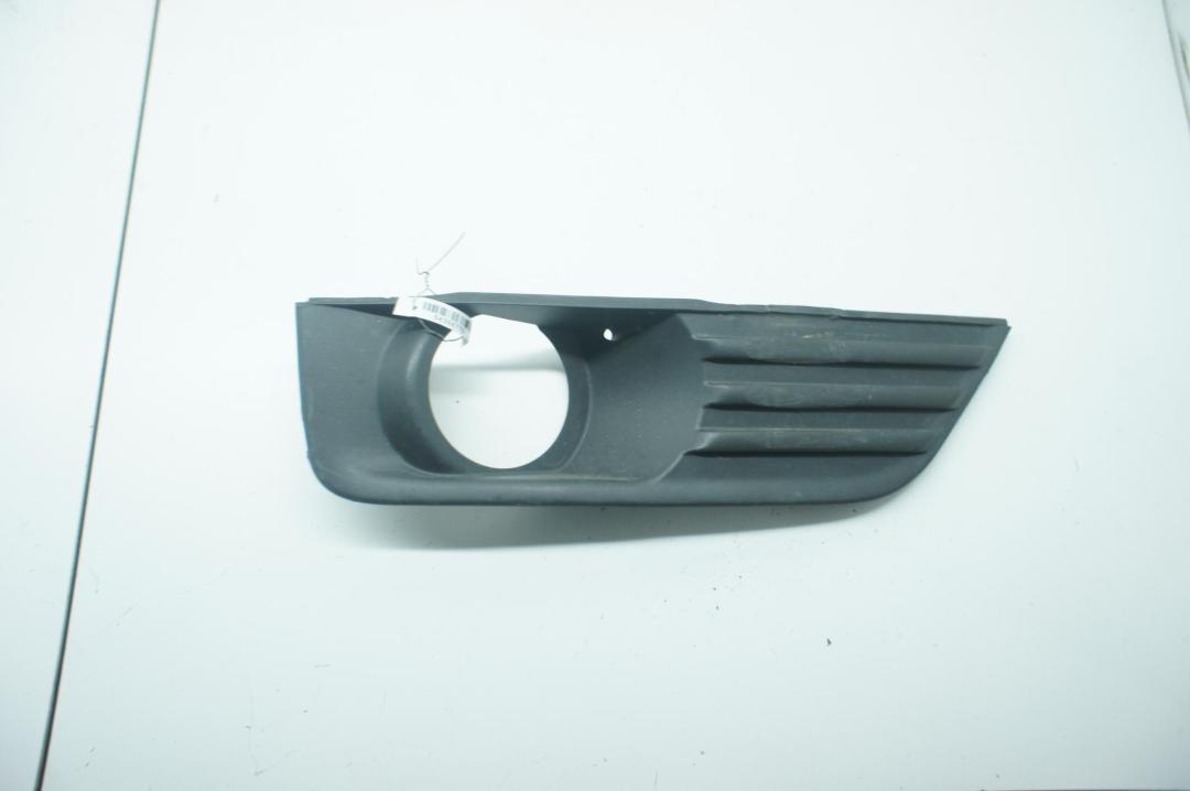 рамка фары противотуманной правой Ford Focus II 2005, 1.6 л., i, бензин, МКПП, серый, универсал, 4M5119952AE