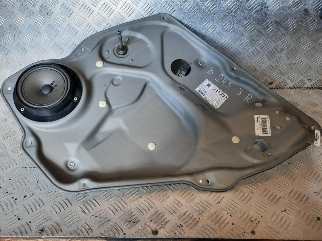 стеклоподъемник задний правый Mercedes-Benz B W245 2006, 2.0 л., дизель, МКПП, серый, минивэн, 1697300679