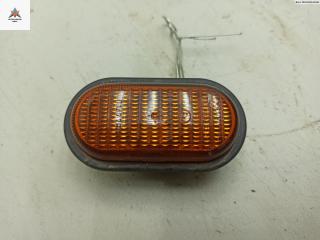 повторитель передний правый Renault Megane 1 поколение [рестайлинг] 2001, 1.6 л., бензин, АКПП, красный, хетчбэк 5 дв., 7700847333