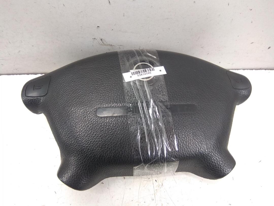подушка безопасности водителя Opel Vectra B 1997, 1.6 л., бензин, АКПП, серый, седан, 90504783 - фото №1