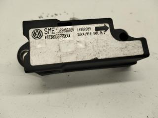 датчик AirBag Volkswagen Passat B5 1998, 1.8 л., бензин, МКПП, зелёный, универсал, 1J0909606N
