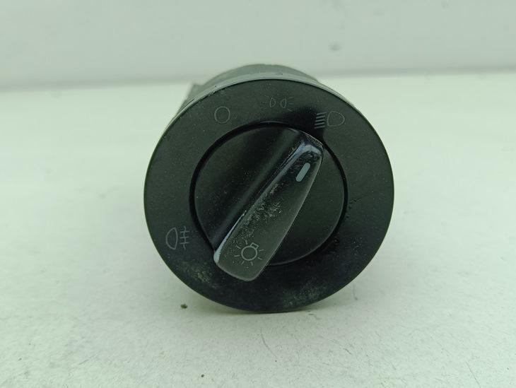 переключатель света Volkswagen Passat B5+ (GP) 2002, 1.9 л., дизель, МКПП, белый, универсал, 1C0941531