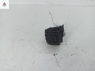кнопка стеклоподъемника переднего правого Audi A4 B5 1997, 1.8 л., бензин, МКПП, чёрный, универсал, 4D0959855