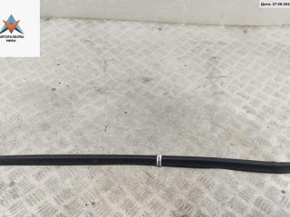 Молдинг стекла двери наружный Volkswagen Bora 1 поколение 2001, 2.0 л., бензин, МКПП, красный, седан