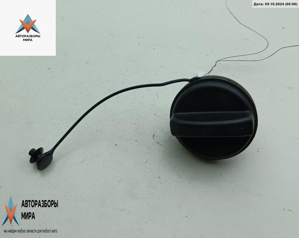 пробка топливного бака Opel Karl 1 поколение 2016, 1.0 л., бензин, МКПП, синий, хетчбэк 5 дв., 95292262 - фото №1