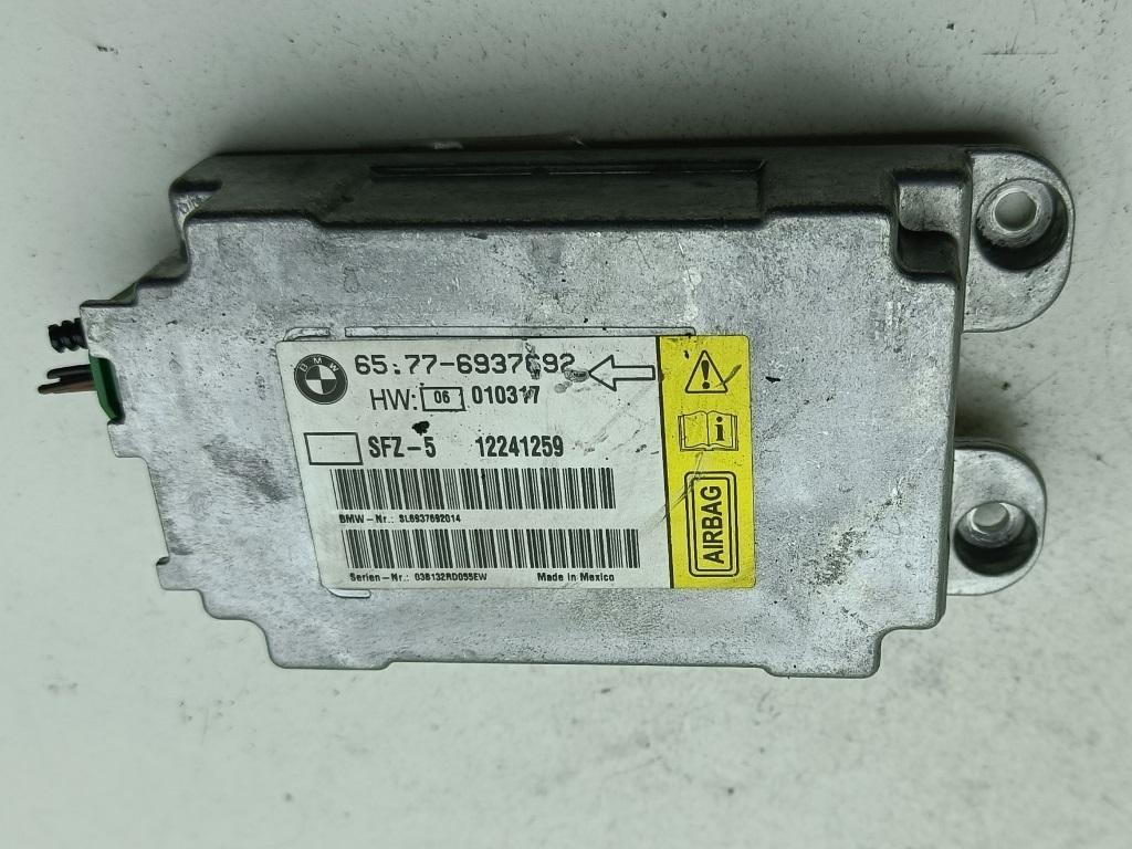 блок AirBag BMW 5 серия E60/E61 2003, 2.2 л., бензин, МКПП, серый, седан, 65776967692, 6967692 - фото №1
