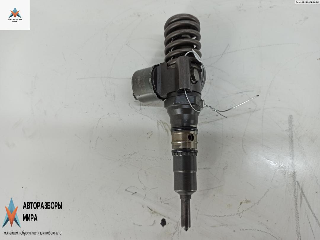 форсунка Audi A4 B7 2007, 2.0 л., дизель, МКПП, серый, универсал, 03G130073G - фото №1