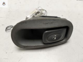 кнопка стеклоподъемника переднего левого Renault Scenic 1 поколение [рестайлинг] 2000, 2.0 л., бензин, МКПП, синий, минивэн, 432963K