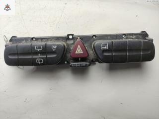 кнопка аварийной сигнализации Mercedes-Benz C-Класс W203/S203/CL203 2002, 2.2 л., дизель, МКПП, серый, универсал, 2038218258
