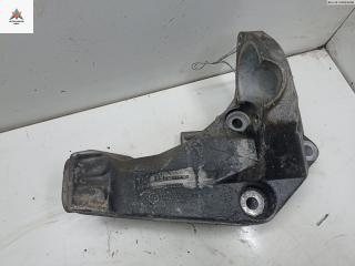 кронштейн двигателя Opel Astra F [рестайлинг] 1996, 1.4 л., бензин, МКПП, жёлтый, хетчбэк 5 дв., 90447866