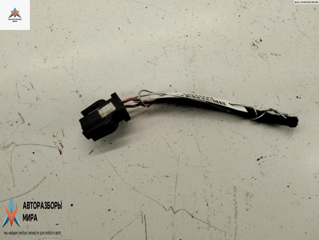 разъем (фишка) проводки Volkswagen Passat B5 1998, 1.6 л., бензин, МКПП, серый, универсал, 893971632 - фото №1
