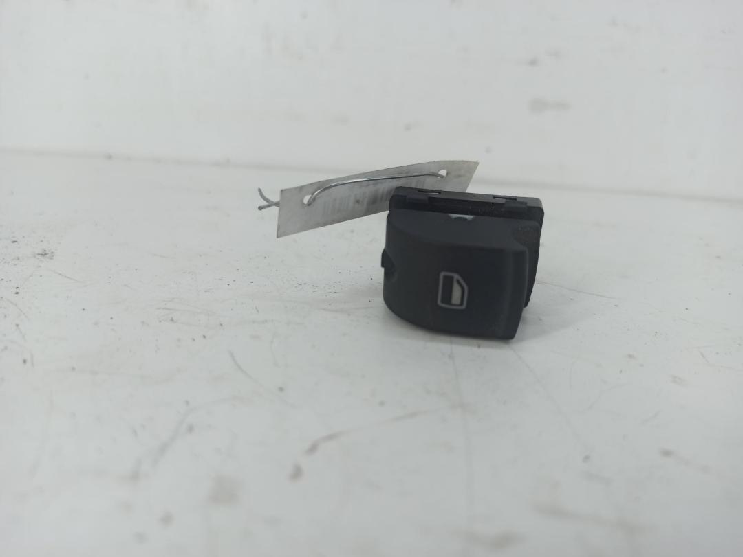 кнопка стеклоподъемника заднего правого Audi A3 8P 2004, 2.0 л., дизель, МКПП, синий, хетчбэк 5 дв., 4F0959855
