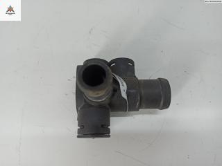 фланец (тройник) системы охлаждения Audi 80 8A/B3 1990, 1.8 л., бензин, МКПП, синий, седан, 037121132B