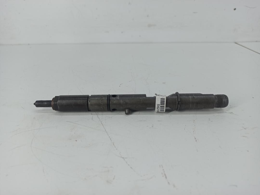 форсунка Audi A6 C5 2000, 2.5 л., дизель, МКПП, чёрный, универсал, 059130201A