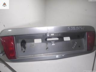 накладка подсветки номера Nissan Primera P12 2003, 2.2 л., дизель, МКПП, серый, универсал