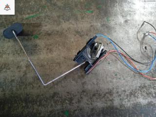 датчик уровня топлива Volkswagen Golf 5 поколение 2005, 2.0 л., дизель, МКПП, чёрный, хетчбэк 5 дв., 1K0919050J