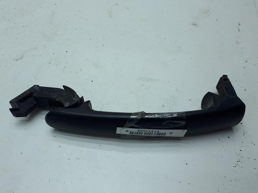 ручка наружная задняя правая Volkswagen Golf 5 поколение 2004, 1.4 л., бензин, МКПП, чёрный, хетчбэк 5 дв., 3B0837207 - фото №1